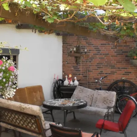 In Gaestehaus Mit Fahrradverleih By Interhome Lägenhet Goosefeld